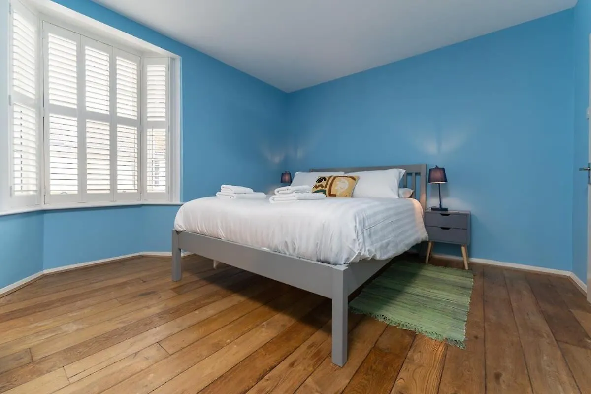Host & Stay - Blue Hues On Over Street Brighton